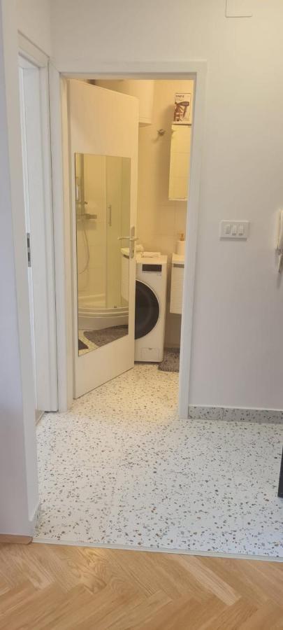 Elena - Studio Apartman Ičići 외부 사진